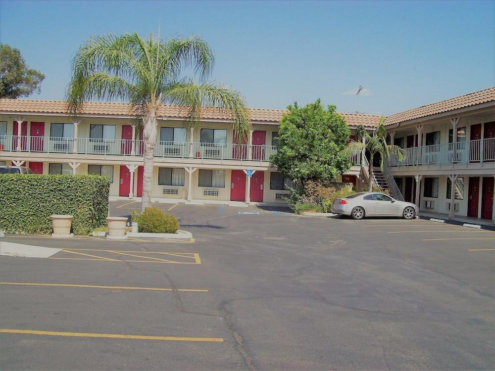 Regency Inn Norco Bagian luar foto