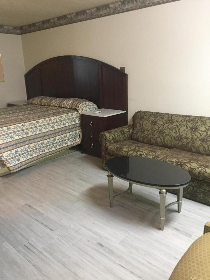 Regency Inn Norco Bagian luar foto