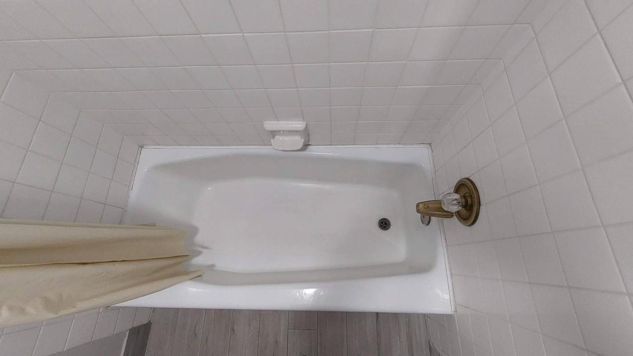 Regency Inn Norco Bagian luar foto